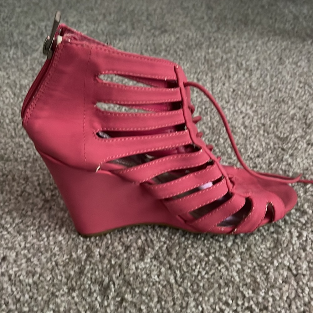 Wedges - Picture 6 of 7